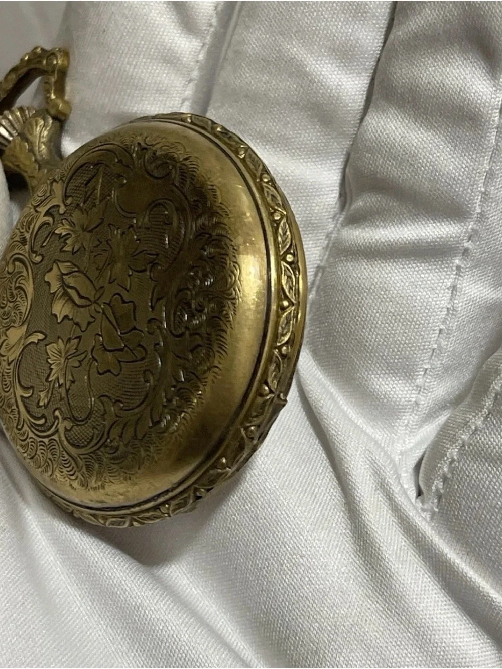 Vintage Sanford 17 Jewels Mechanical Pocket Watch Hunting Scene Swiss Made 1960s